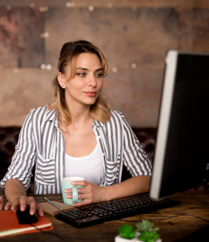 Szkolenia <br/>dla pracowników <br/>w ramach systemu benefitowego